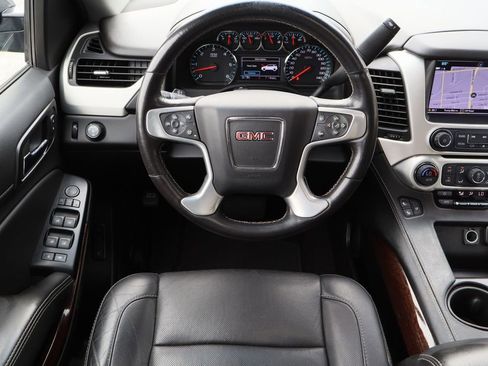 Used 2018 GMC Yukon XL SLT w/ Premium Edition RWD image 25