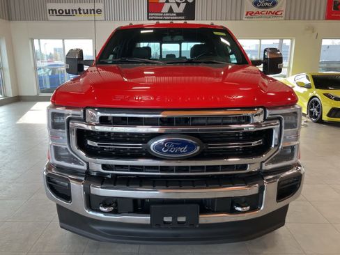 Used 2022 Ford F250 Lariat image 2