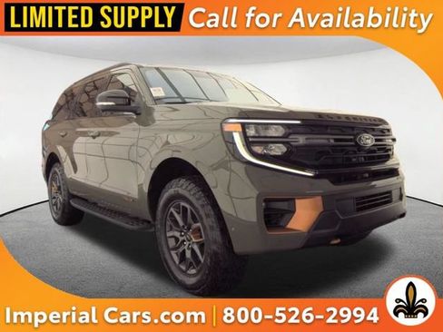 Used 2025 Ford Expedition Tremor AWD/4WD image 1