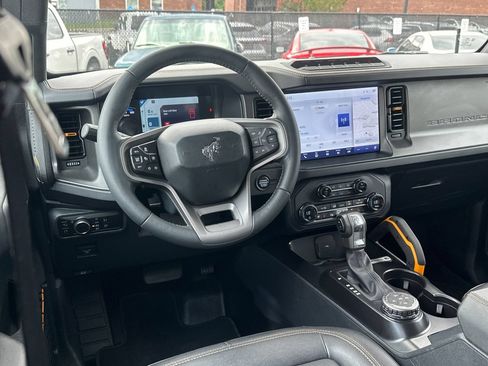 Certified 2024 Ford Bronco Badlands AWD/4WD image 24