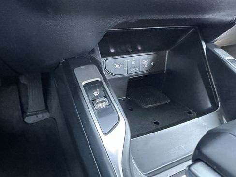 Certified 2026 Kia Sorento S w/ S Panoramic Sunroof Package FWD image 33