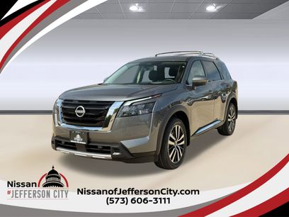 New 2025 Nissan Pathfinder Platinum