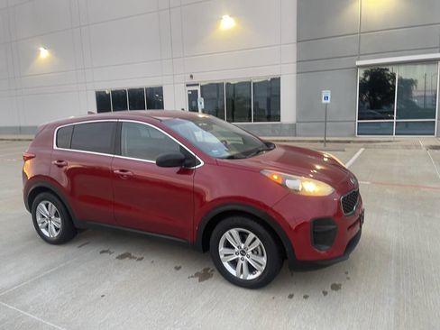 Used 2017 Kia Sportage LX image 25