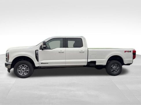 New 2026 Ford F350 Lariat w/ FX4 Off-Road Package AWD/4WD image 6