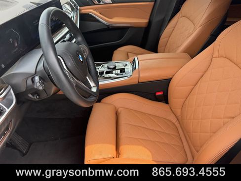 Used 2026 BMW X7 xDrive40i AWD/4WD image 12