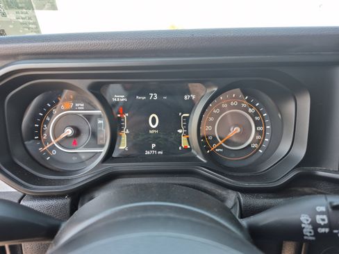 Used 2024 Jeep Wrangler Unlimited Sport AWD/4WD image 10