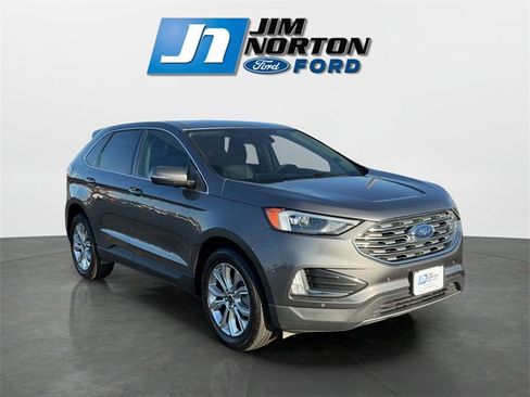Used 2024 Ford Edge Titanium image 1