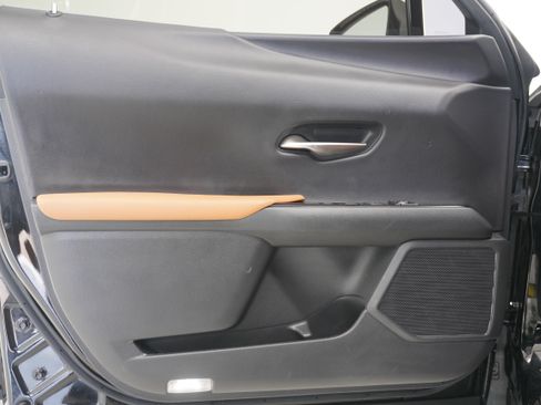 Used 2021 Lexus UX 250h AWD/4WD image 39