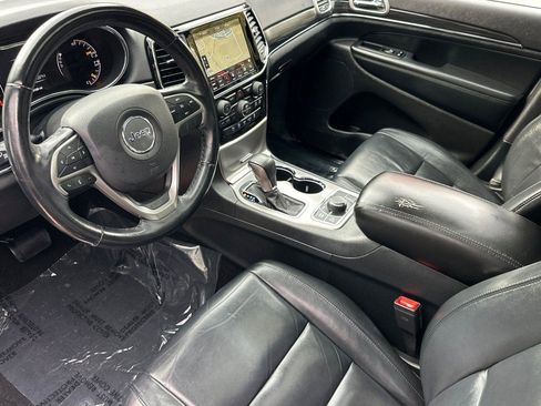Used 2019 Jeep Grand Cherokee Limited image 11
