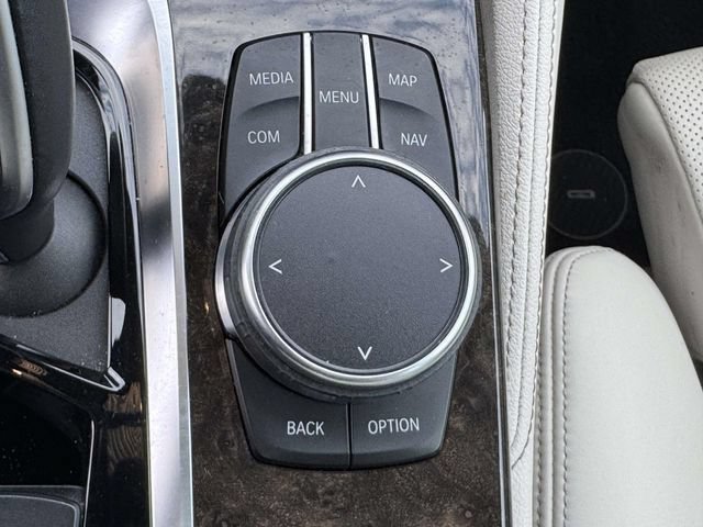 Used 2019 BMW M550i xDrive AWD/4WD image 40