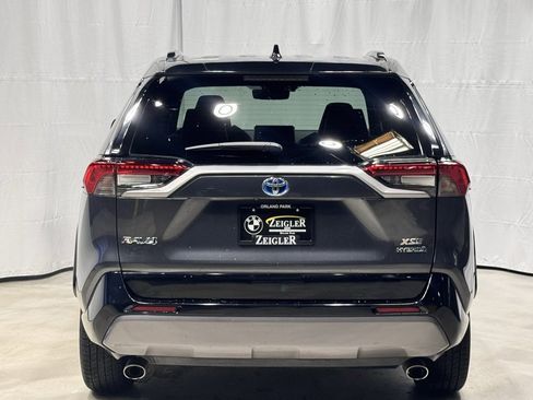Used 2020 Toyota RAV4 XSE image 5