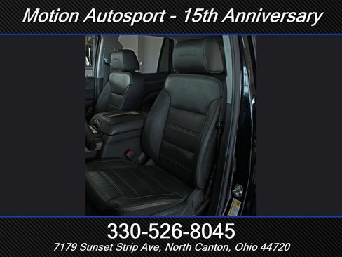 Used 2018 GMC Yukon Denali w/ Denali Ultimate Package AWD/4WD image 26