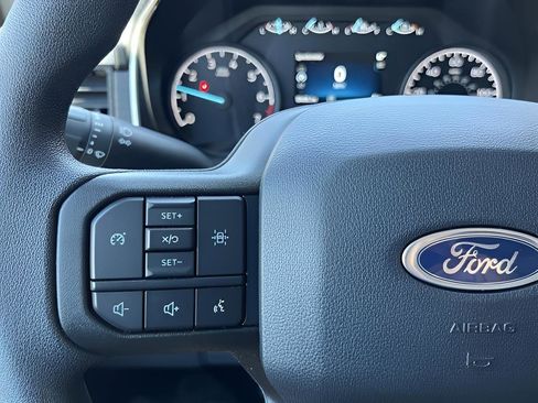 Used 2023 Ford F150 XLT w/ XTR Package image 14