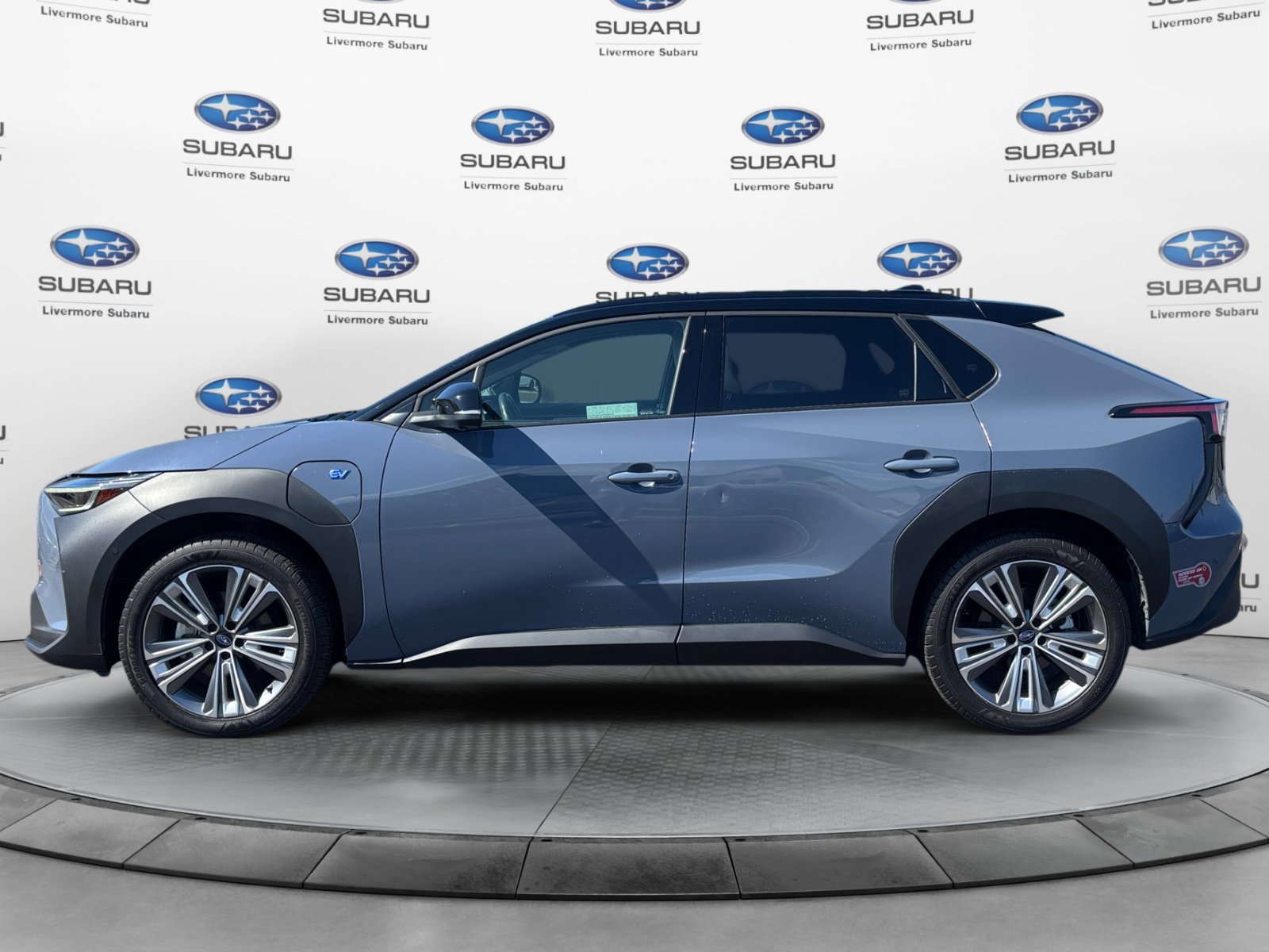 Used 2023 Subaru Solterra AWD image 4