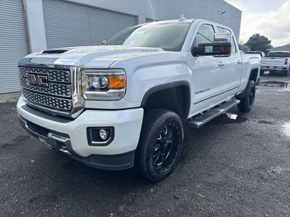 Used 2019 GMC Sierra 2500 Denali w/ Duramax Plus Package