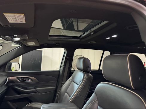 Certified 2023 Chevrolet Traverse Premier w/ LPO, Floor Liner Package image 17