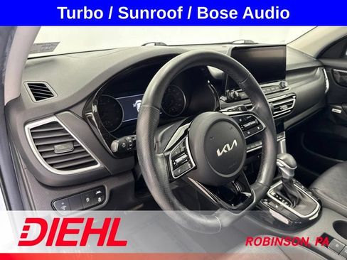 Used 2022 Kia Seltos SX w/ Sunroof Package AWD/4WD image 21