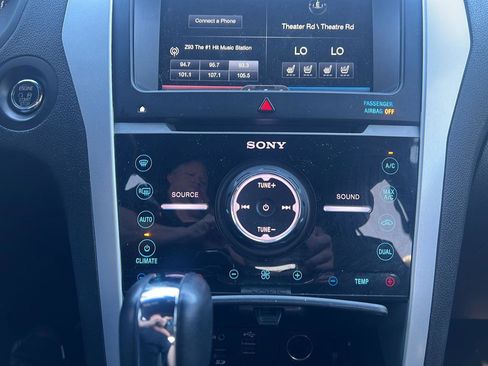 Used 2014 Ford Explorer Sport w/ Equipment Group 401A AWD/4WD image 23