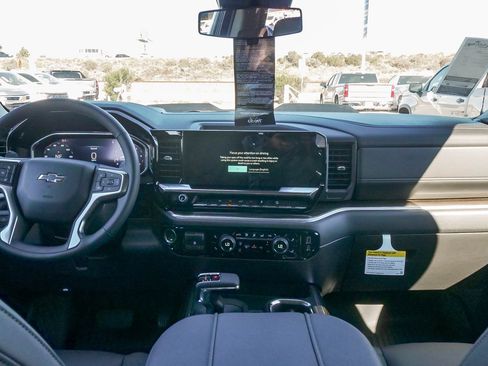 New 2026 Chevrolet Silverado 1500 LT Trail Boss w/ Convenience Package II image 12