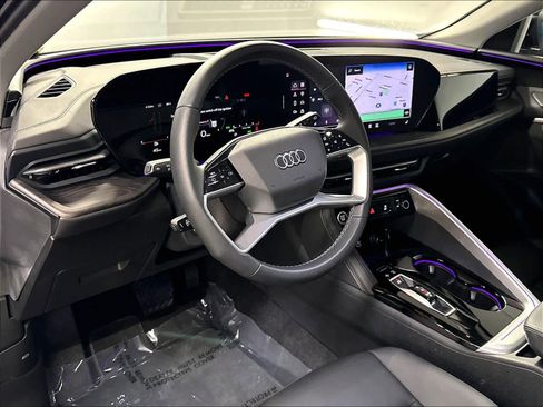 Used 2025 Audi Q5 Premium w/ Convenience Package AWD/4WD image 15