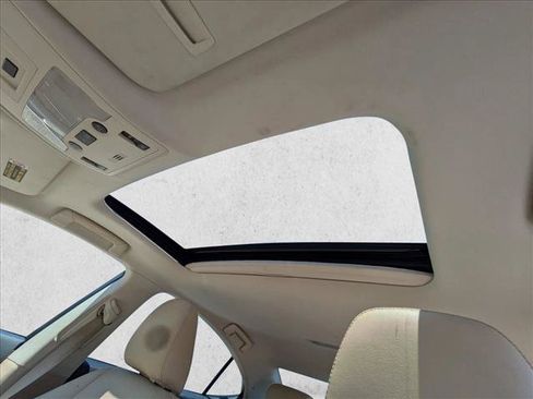 Used 2014 Lexus ES 350 w/ Premium Package FWD image 15