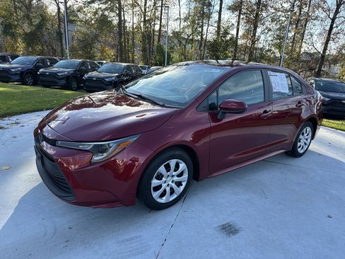 Certified 2024 Toyota Corolla LE image 5