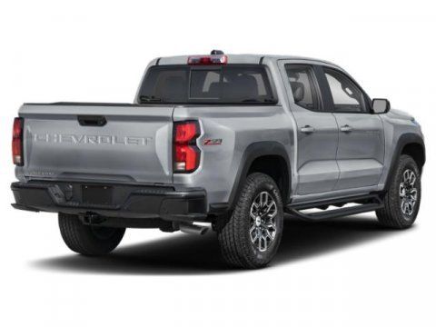 New 2026 Chevrolet Colorado Z71 w/ Technology Package AWD/4WD image 3