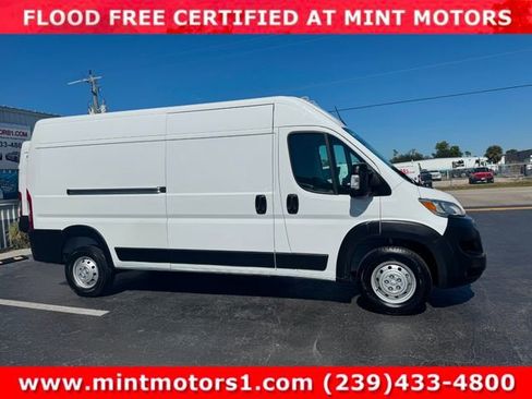 Used 2023 RAM ProMaster 2500 image 5