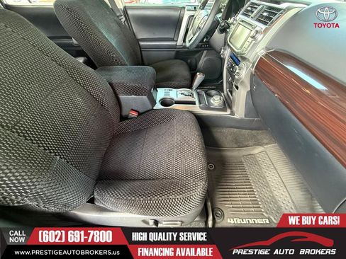 Used 2018 Toyota 4Runner Limited AWD/4WD image 35