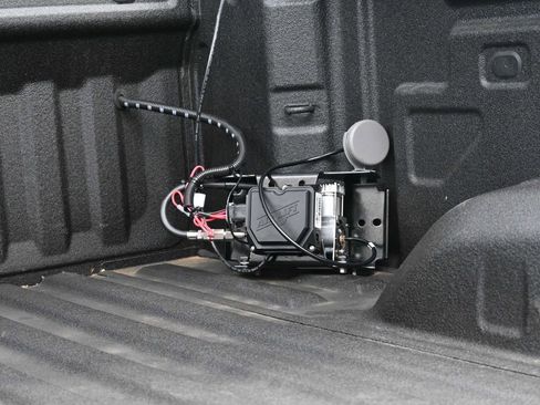 Used 2022 GMC Sierra 3500 Denali w/ Denali Ultimate Package image 41