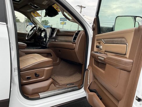 Used 2020 RAM 3500 Limited AWD/4WD image 32