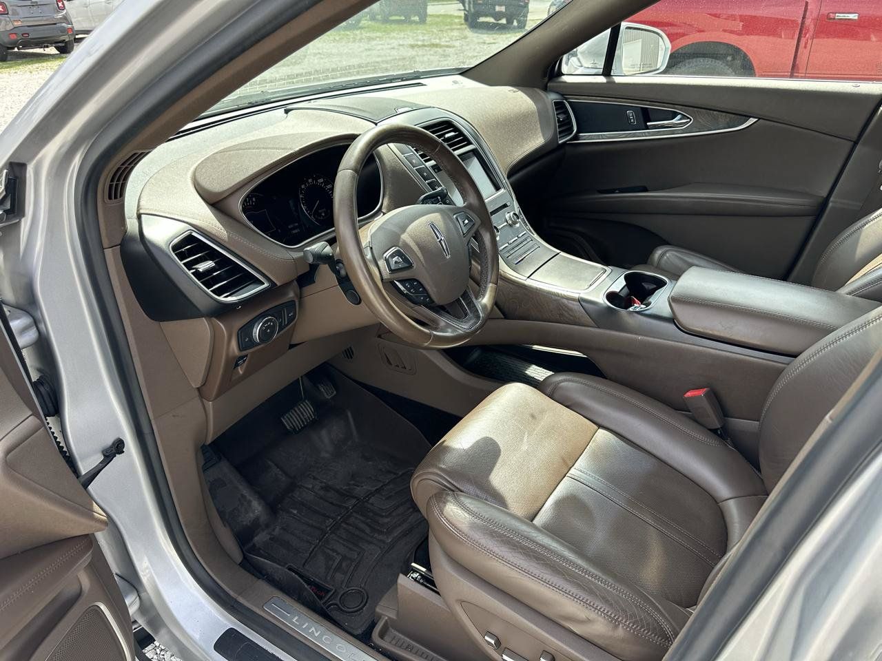 Used 2016 Lincoln MKX Reserve w/ Climate Package AWD/4WD image 29