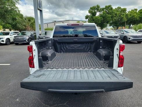 Used 2022 Chevrolet Silverado 1500 Custom image 11