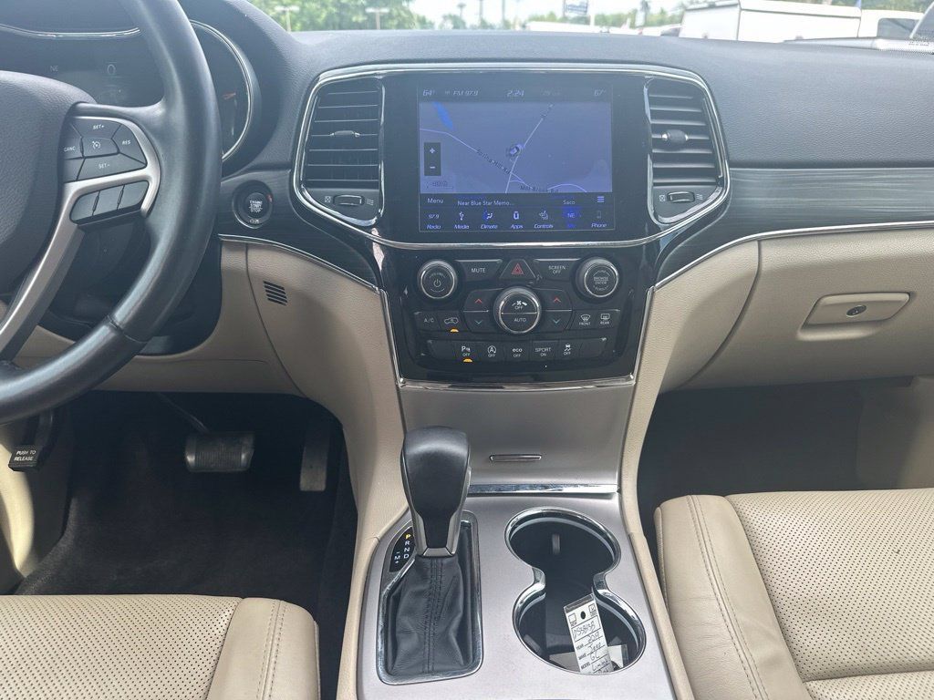 Used 2019 Jeep Grand Cherokee Limited w/ Luxury Group II AWD/4WD image 23