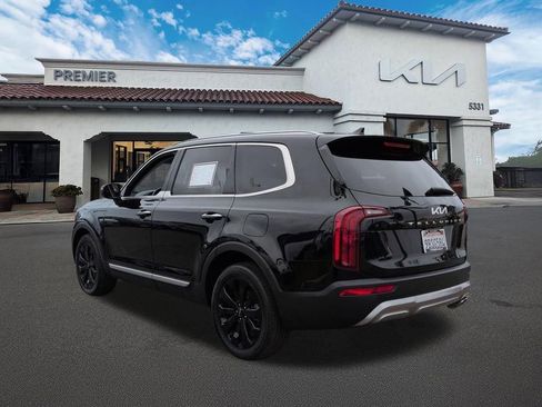 Certified 2022 Kia Telluride S FWD image 6