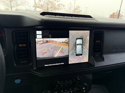 Certified 2024 Ford Bronco Badlands image 17