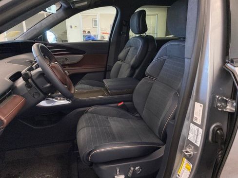 New 2026 Lincoln Nautilus Black Label image 15