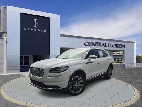 Certified 2023 Lincoln Nautilus Reserve w/ Class II Trailer Tow Package FWD image 32