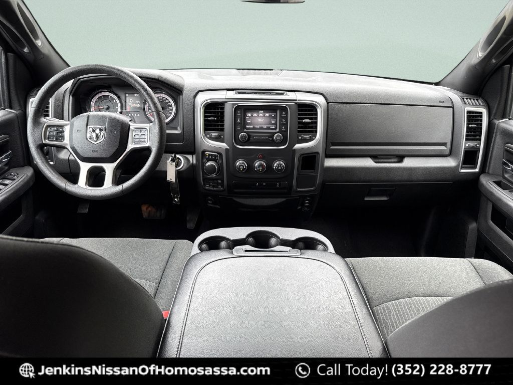 Used 2024 RAM 1500 Warlock AWD/4WD image 23