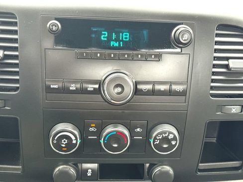 Used 2012 Chevrolet Silverado 1500 W/T RWD image 13