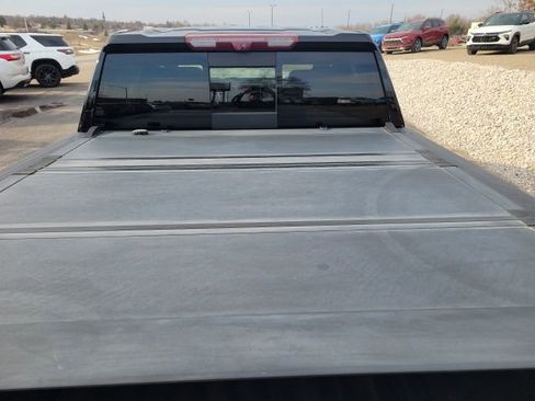 Used 2020 Chevrolet Silverado 1500 High Country w/ Technology Package AWD/4WD image 28