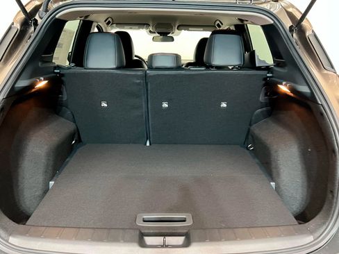 New 2025 Nissan Kicks SR image 22