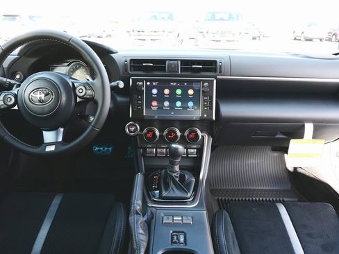 New 2025 Toyota GR86 Premium image 15