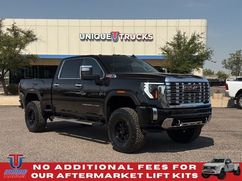 Used 2024 GMC Sierra 2500 Denali w/ Denali Reserve Package AWD/4WD image 4
