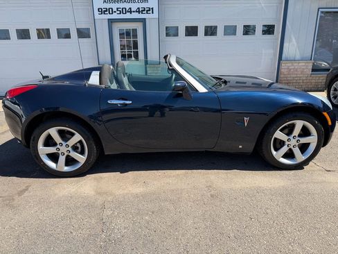 Used 2008 Pontiac Solstice Convertible w/ Preferred Package image 10