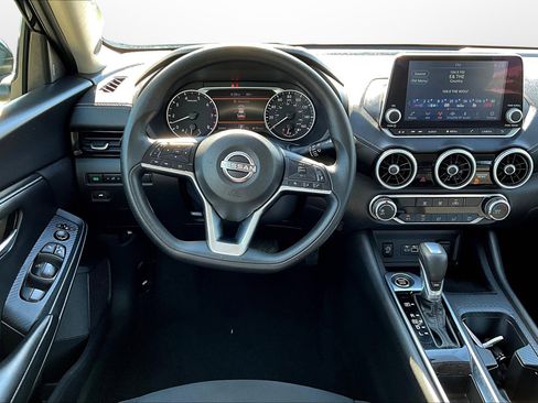 Used 2024 Nissan Sentra SV image 5