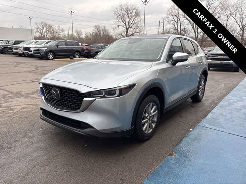 Used 2023 MAZDA CX-5 AWD 2.5 S w/ Preferred Package image 4