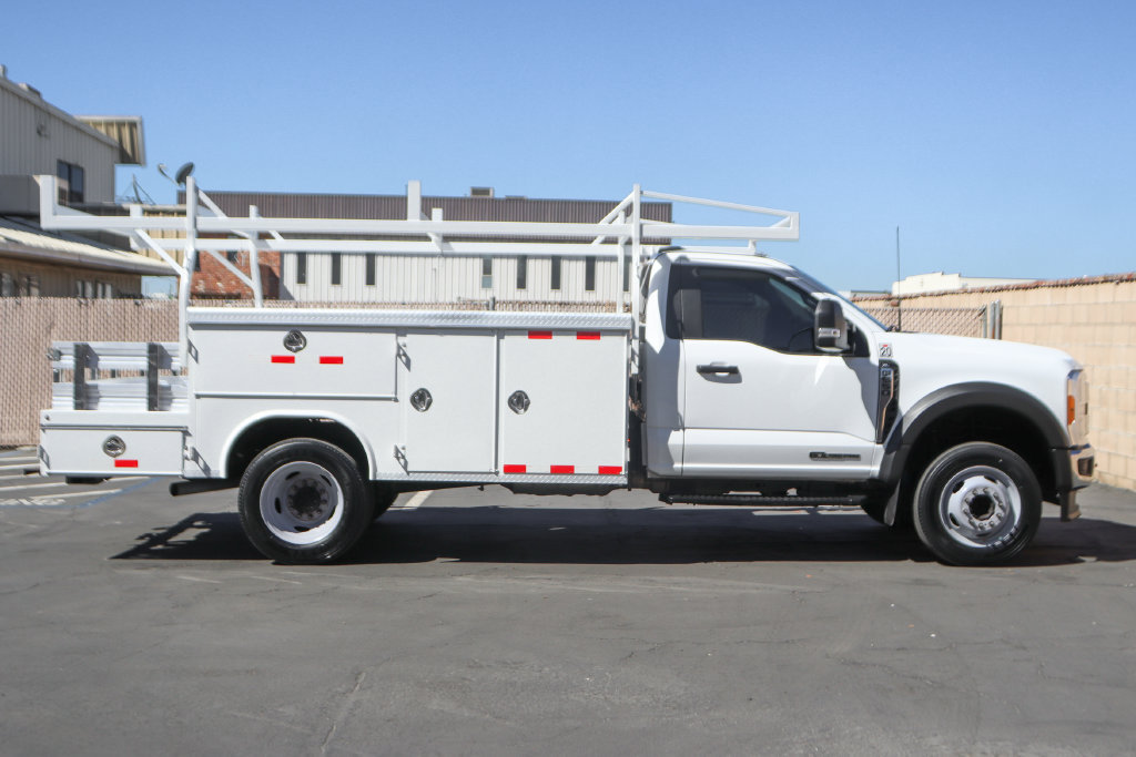 Used 2023 Ford F550 2WD Regular Cab Super Duty image 10