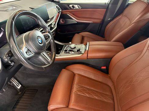 Used 2024 BMW X5 M60i AWD/4WD image 4