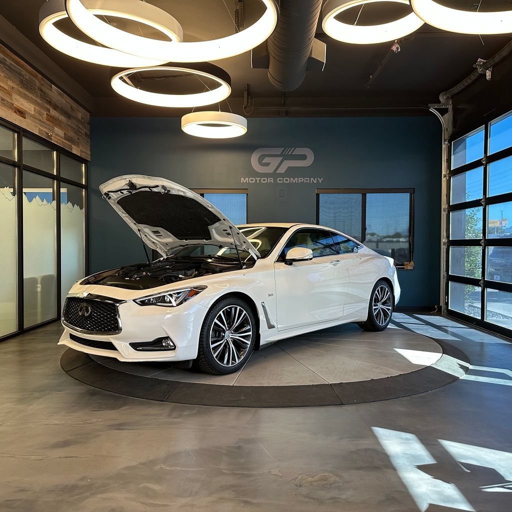 Used 2019 INFINITI Q60 3.0t Luxe AWD/4WD image 23